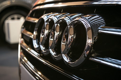 Auto Repair - 4 Reasons Why Your Vehicle Needs To See A Mechanic