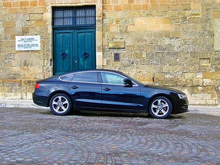 Twelve Days of the Thunderbird in Auto Transport Way