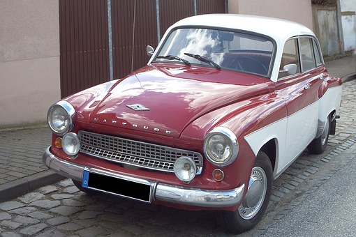 The Right Auto Detailing Equipment For Upholstery Maintenance