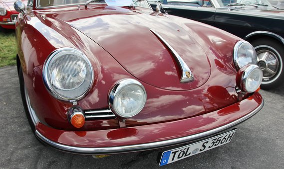 Hire Auto Glass Replacement Services In Las Vegas To Fix The Cracks In Your Windshield