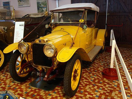 How A Los Angeles Auto Accident Attorney Can Help