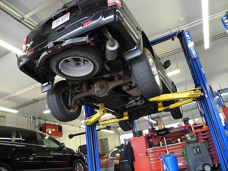 Applying A Automobile Loan Calculator To Determine The Most Beneficial Deal For Your Next Auto Loan