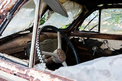 Tips On Auto Glass Replacement Service