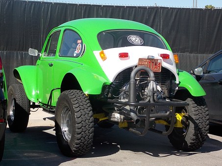 Automakers betting on smaller cars