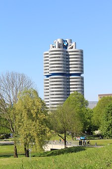 What Is The Most Effective Automotive Advertising?