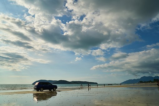 Auto Insurance - Discount car insurance and tax incentives for owners of hybrid cars