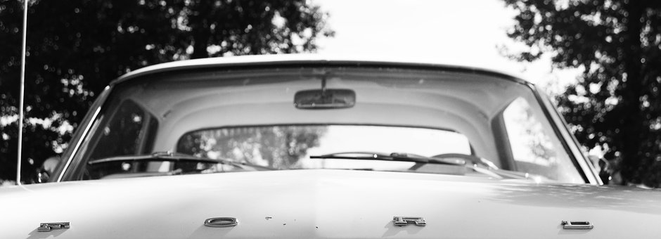 AUTO TRANSPORT THE MOTHER OF CAR