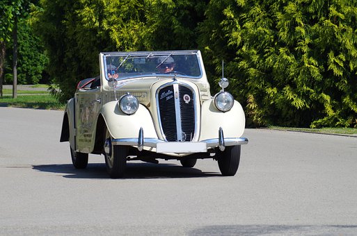 You Do Have Choices When It Comes To Auto Glass Repair