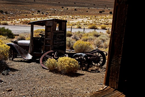 Know What Many Overlook when Seeking the Benefits of Auto Insurance Companies