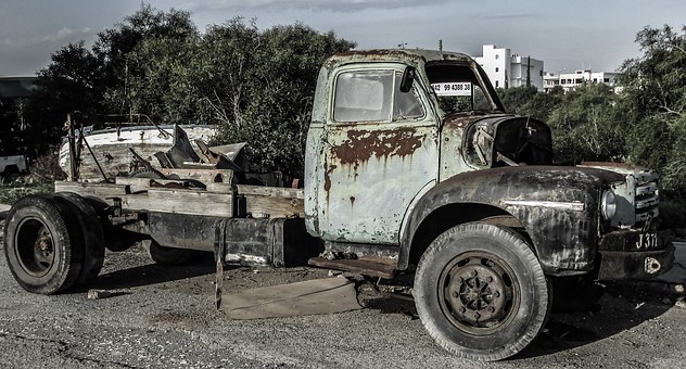 Automotive SEO topic number 11 - On page optimization versus off page optimization techniques