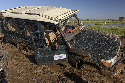 International Automobile Pieces Sold At Very Inexpensive Selling Prices