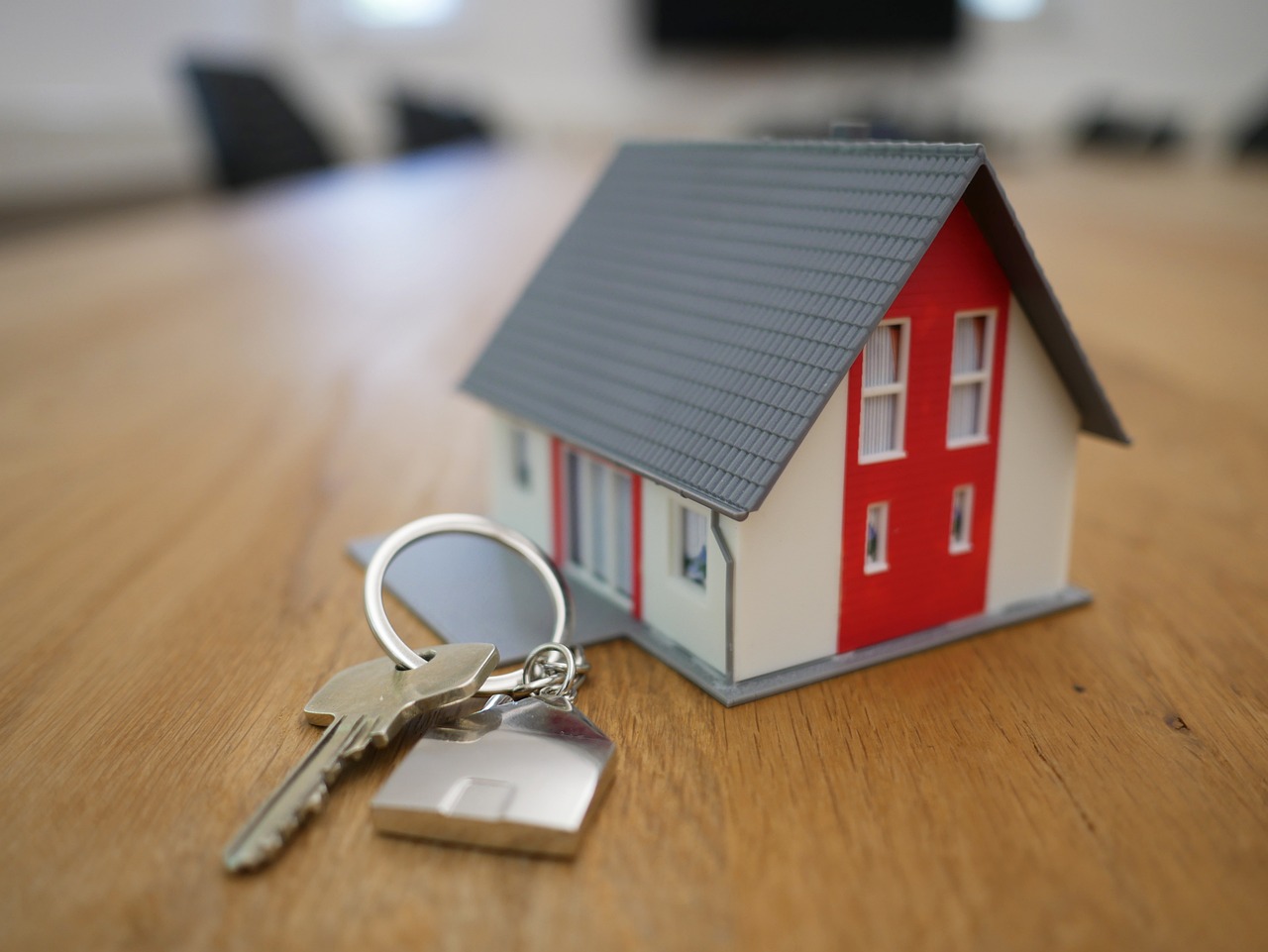 Having Mortgage Advisor For A Better Deal With Loans