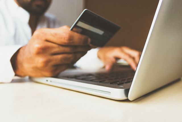 Guaranteed Cash Loans Good Or Bad For Your Wallet?