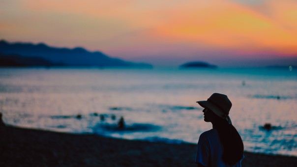 Wonderful Honeymoon Amidst The Natural Wonders