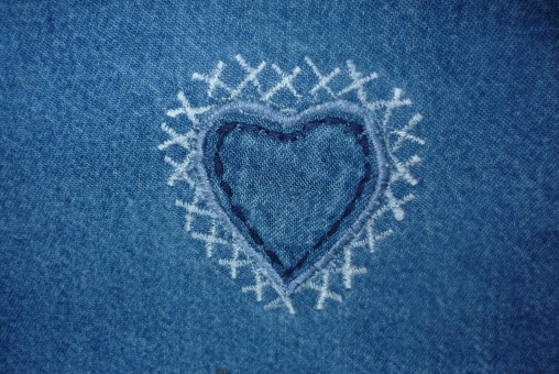 How To Get Over Being Dumped - Gaining The Happy Heart Back