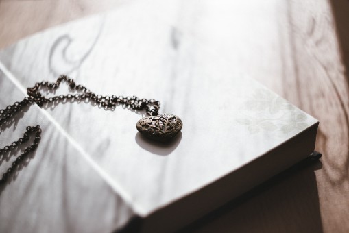 VALENTINE, VALENTINE, VALENTINE, VALENTINE, VALENTINE